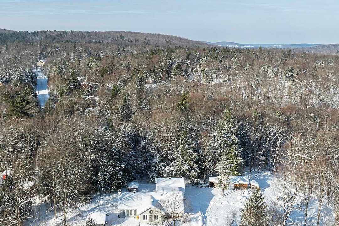 350 Ch. des Allues, Sutton, Québec
