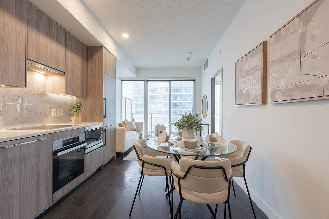 3 Concord Cityplace Way #325, Toronto, Ontario