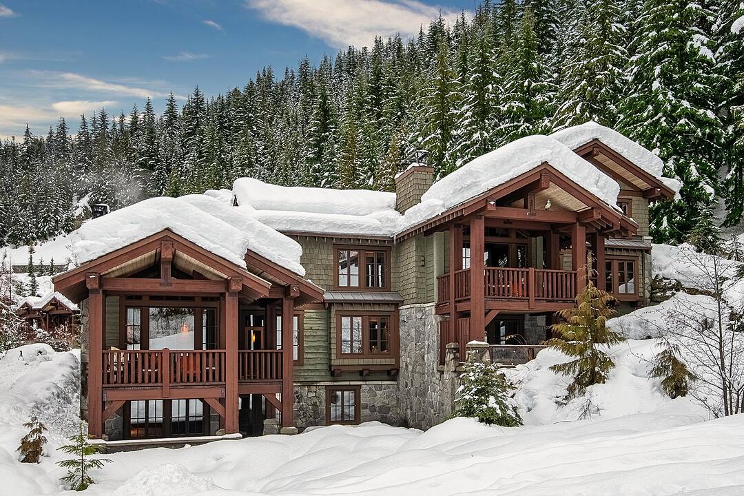 2300 Nordic Drive #10J, Whistler, British Columbia