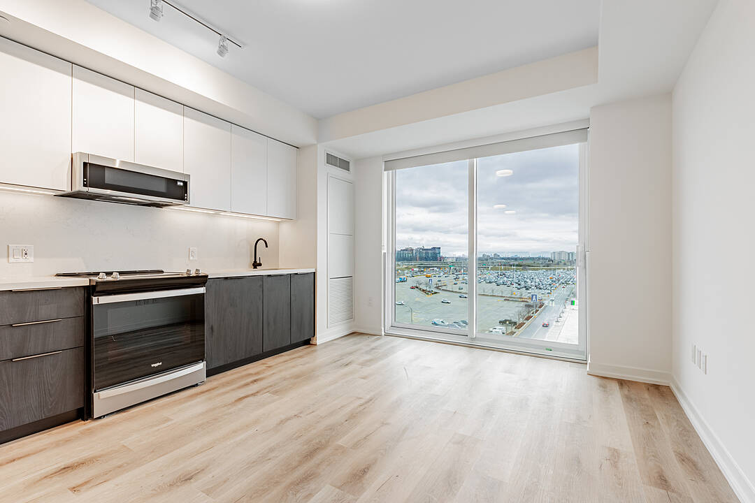 5 York Garden Way #603, Toronto, Ontario