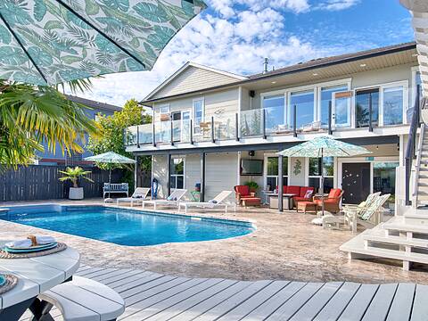 6369 Jasper Road, Sechelt