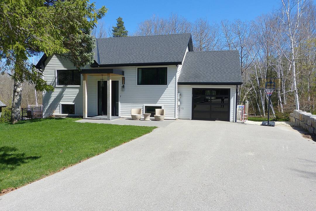 31 Slalom Gate Road, Collingwood, Ontario