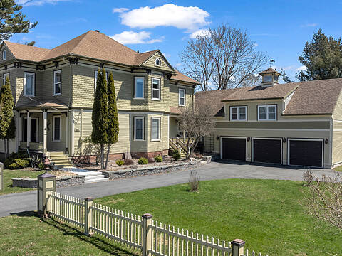 166 Montague Street, Saint Andrews