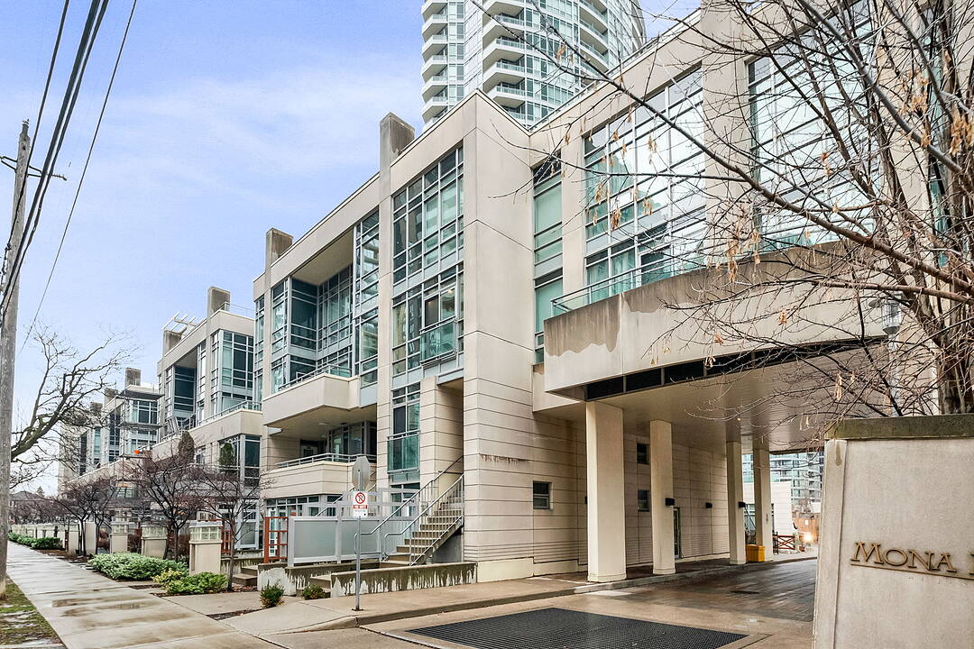 21 Olive Ave E #112, Toronto, Ontario