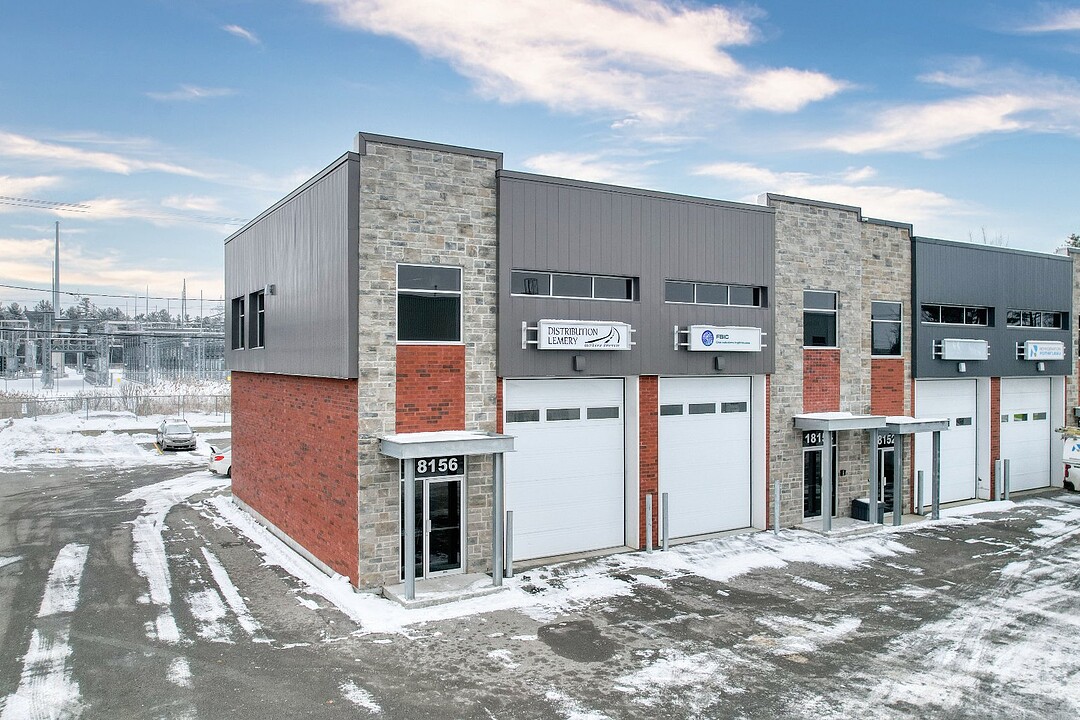 18156 Rue J.-A.-Bombardier, Mirabel, Québec