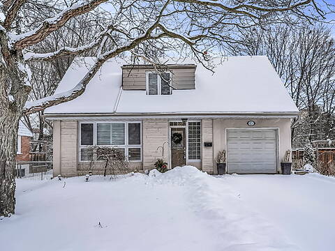 15 Addison Cres, Toronto