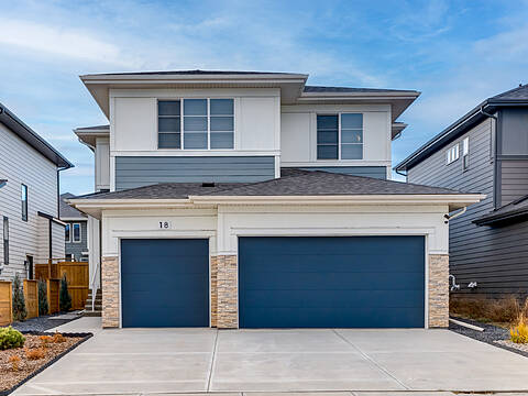 18 South Shore Bay, Chestermere