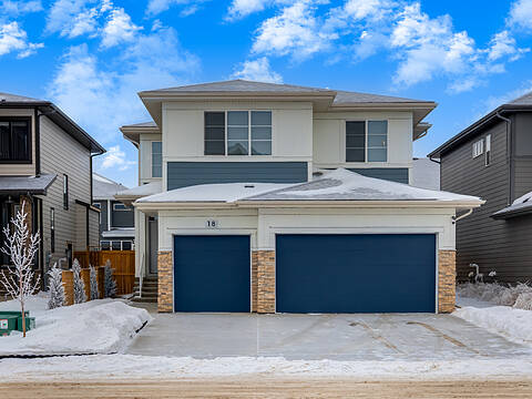 18 South Shore Bay, Chestermere