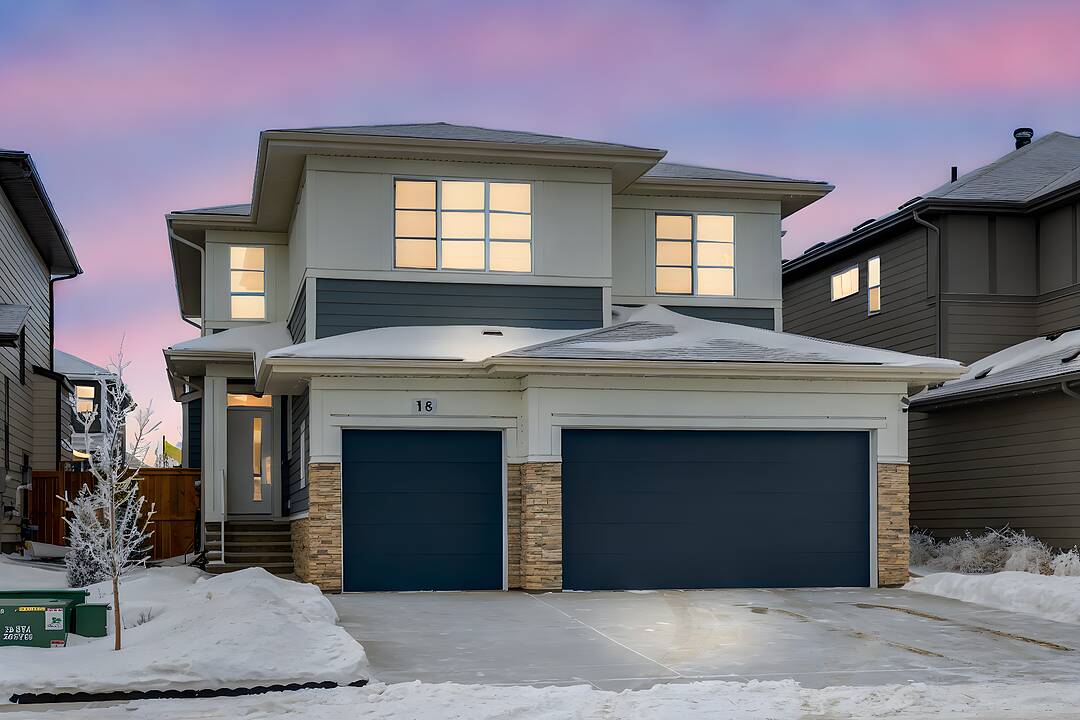 18 South Shore Bay, Chestermere, Alberta