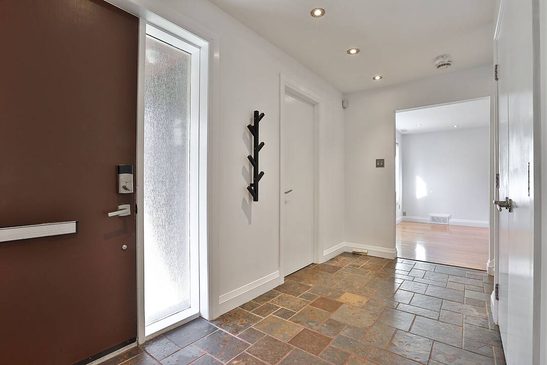 46 Sandringham Dr, Toronto, Ontario