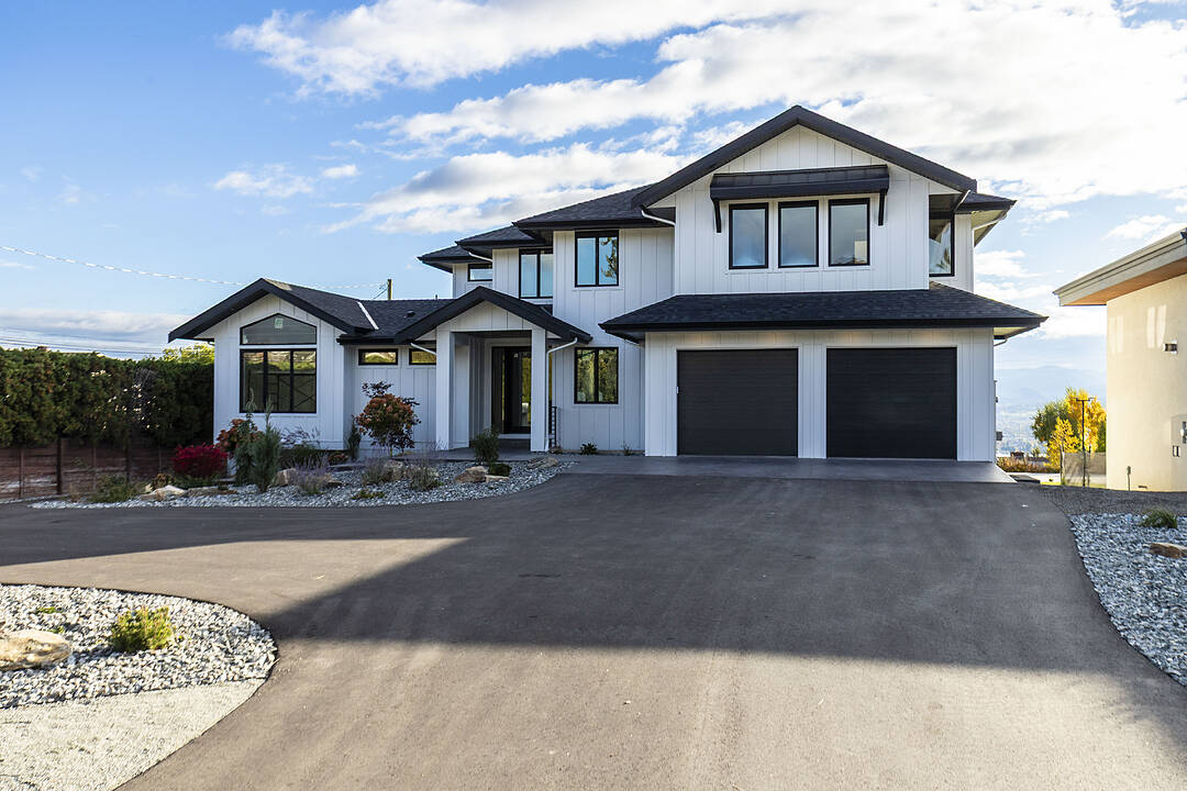 2235 Thacker Drive, West Kelowna, British Columbia