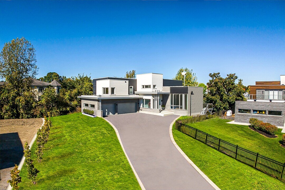 139 Av. des Vinaigriers, L'île-Bizard / Sainte-Geneviève, Québec