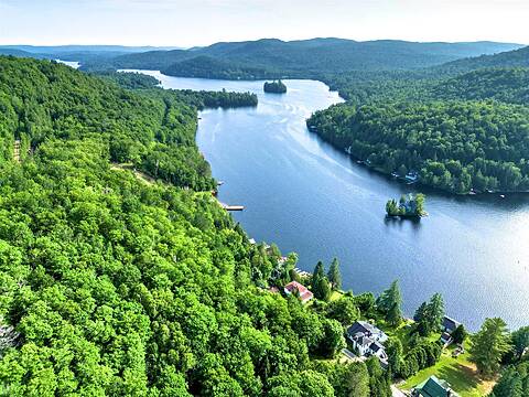 74 Rue Lapierre, Lac-des-Seize-Îles