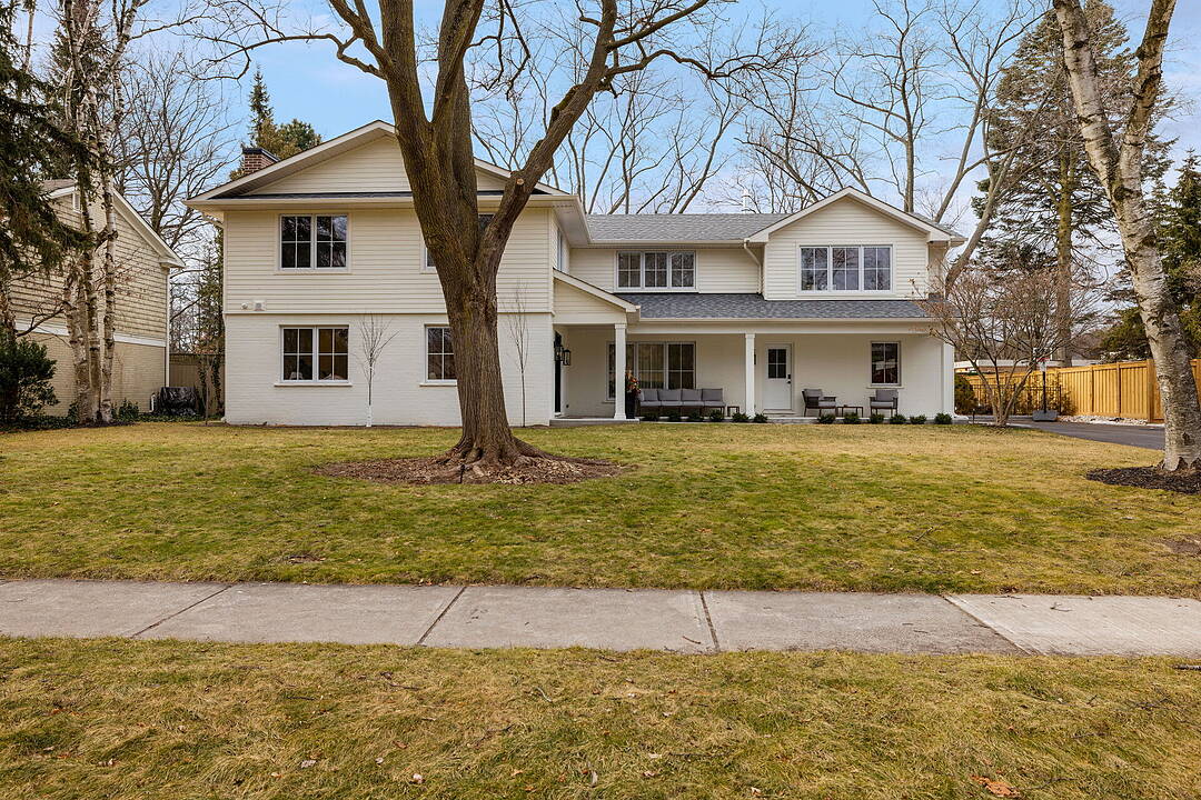 246 Cairncroft Rd, Oakville, Ontario