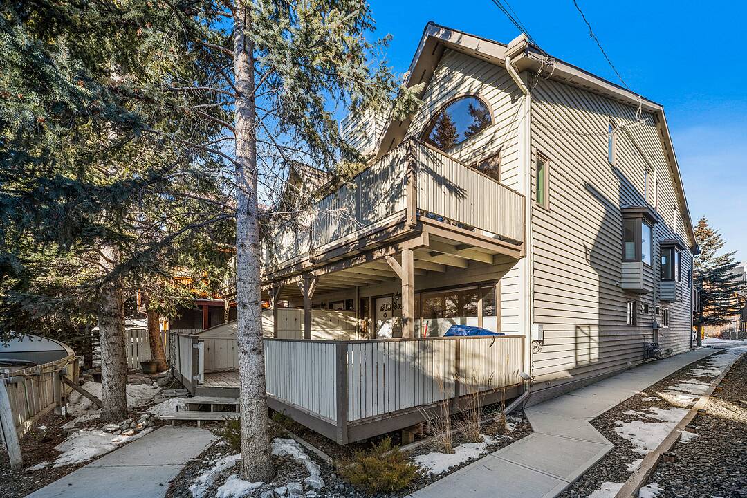809 5th Street #3, Canmore, Alberta