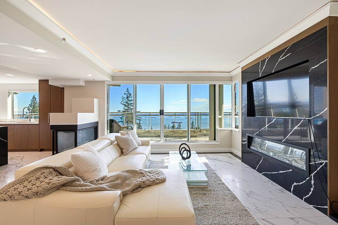 3105 Deer Ridge Drive #701, West Vancouver, British Columbia