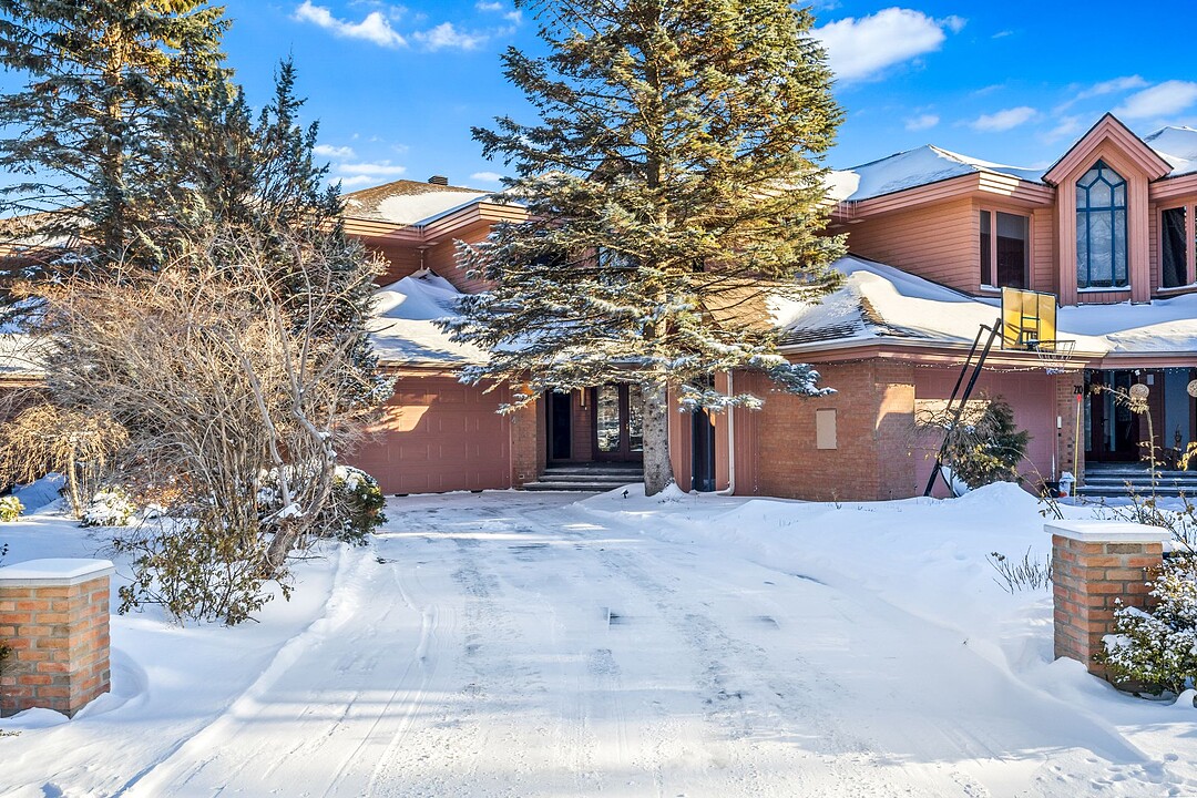 208Z Ch. du Club-Marin, Verdun / Île-des-Soeurs, Quebec