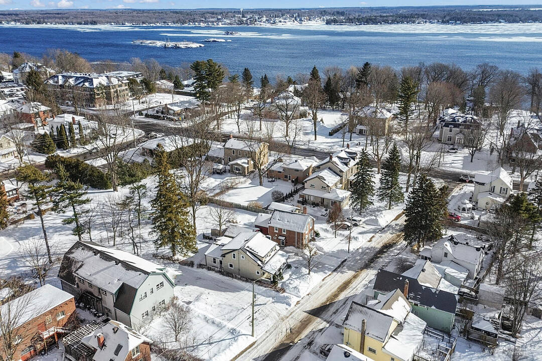 25 Murray Street, Brockville, Ontario