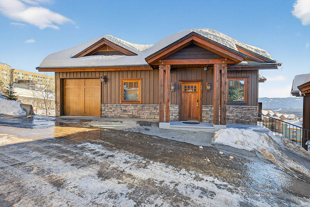 10-80 Kettleview Road, Big White, British Columbia