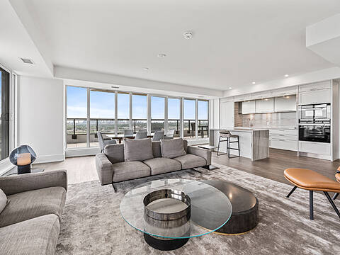 30 Inn On The Park Dr #2909, Toronto