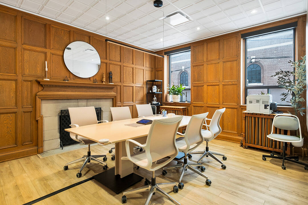 287 Macpherson Ave #202, Toronto, Ontario