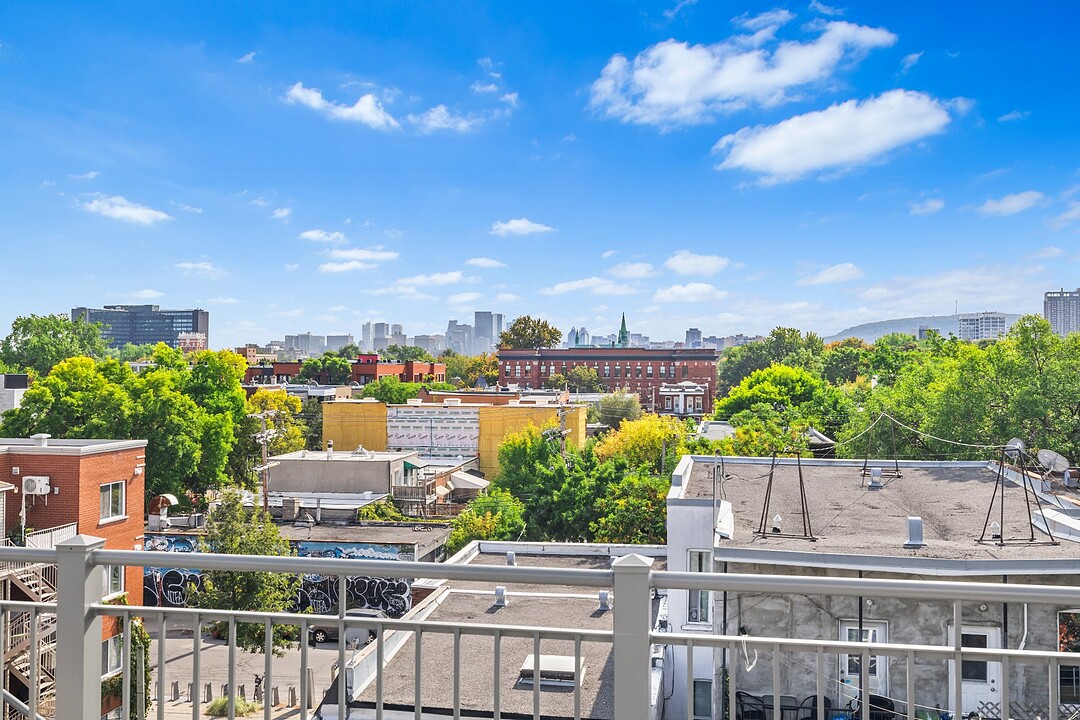 2302 Rue Florian, Apt. 401, Ville-Marie, Québec
