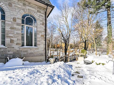 50 Old Yonge St W #3, Toronto