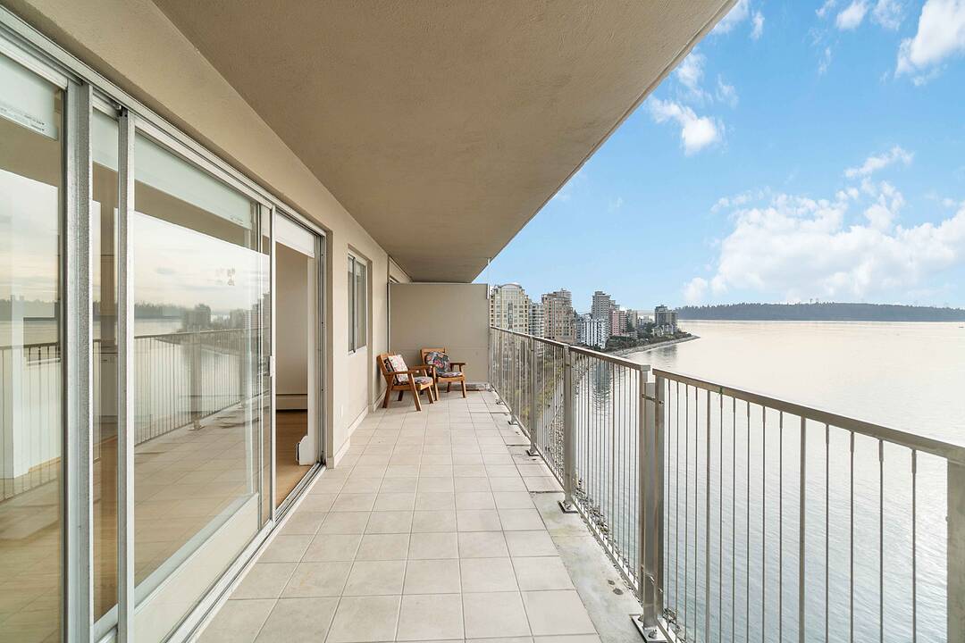 1507 - 150 24th Street, West Vancouver, British Columbia