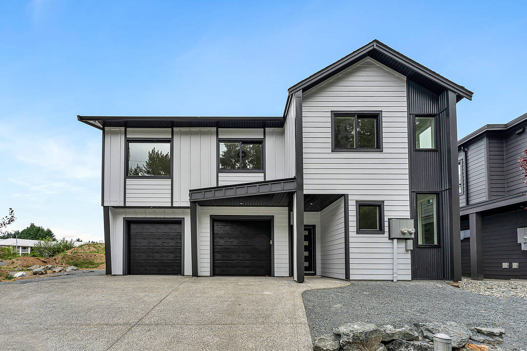 219 Cowichan Lake Road, Lake Cowichan, British Columbia