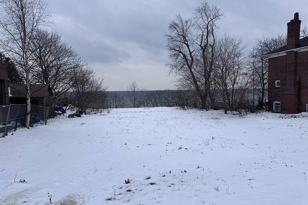 2685 Lake Shore Blvd W, Toronto, Ontario