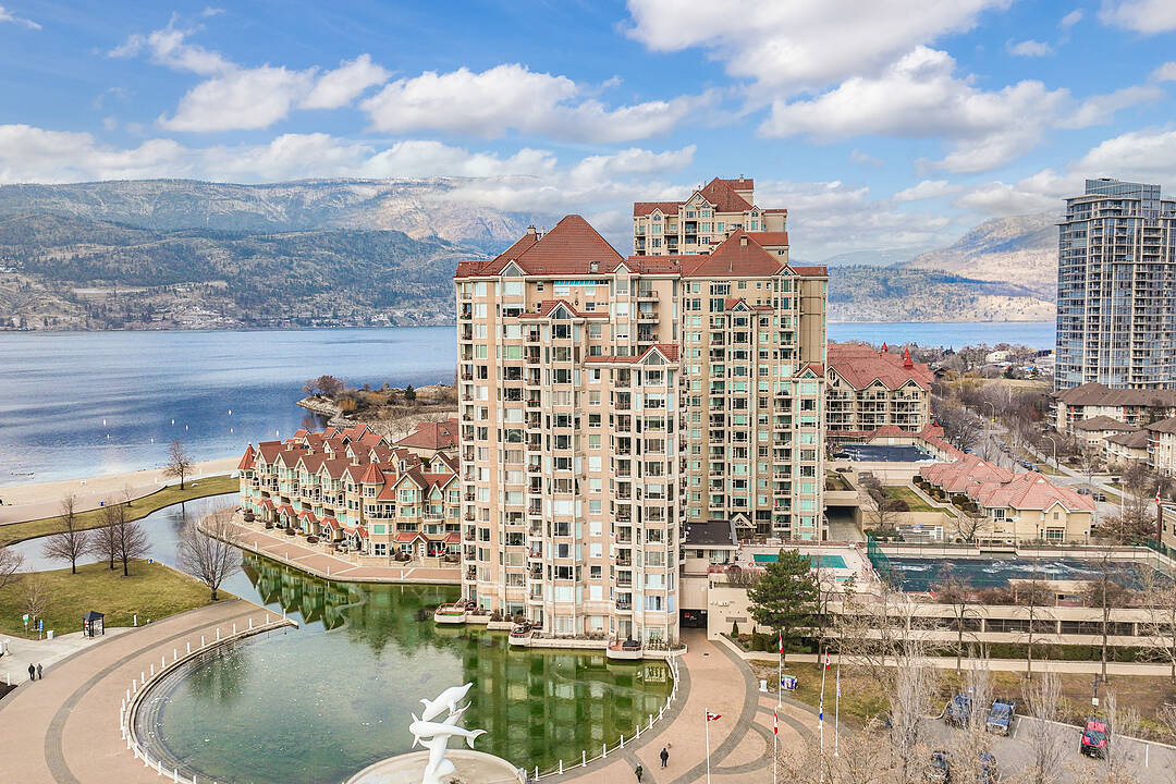 901-1160 Sunset Drive, Kelowna, British Columbia