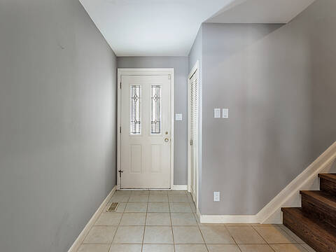 272 Pinehurst Dr, Oakville