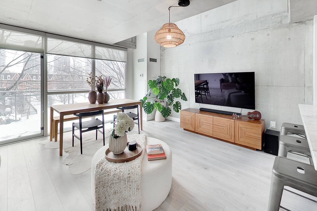 954 King St W #312, Toronto, Ontario