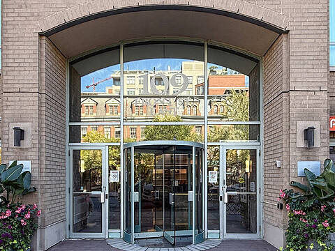 109 Front St E #121, Toronto