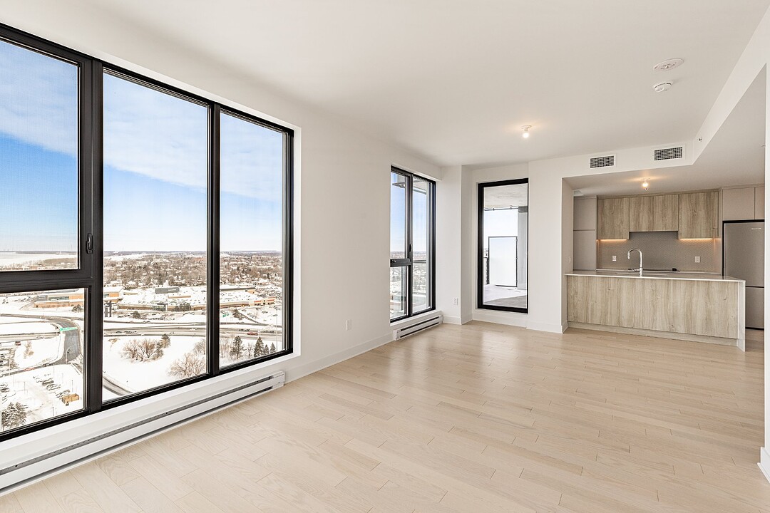 200 Rue Marie-Charles-Le Moyne, Apt. 2413, Le Vieux-Longueuil, Québec