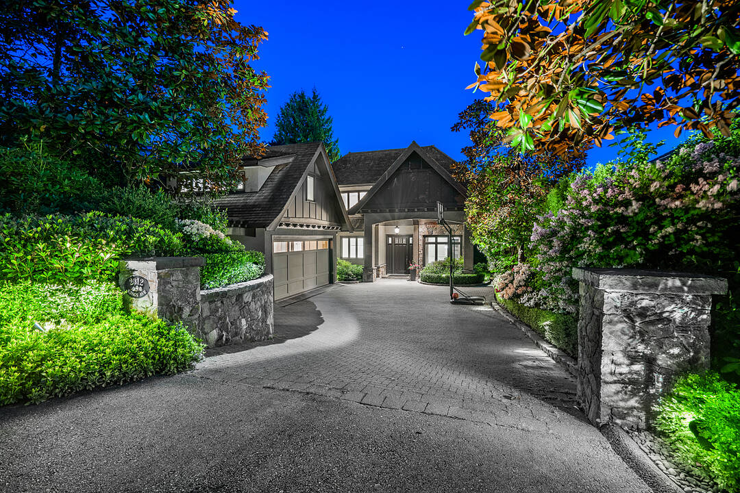 2312 Kings Avenue, West Vancouver, British Columbia