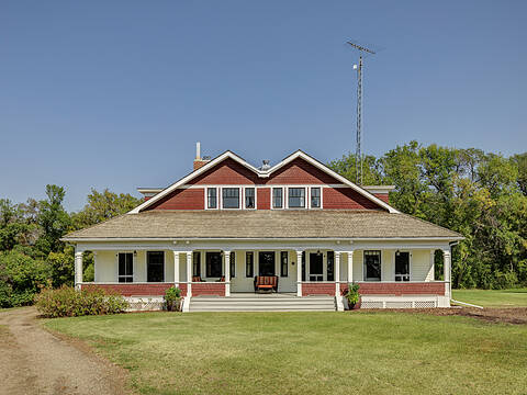 141034 Township Road 190, Rural Newell