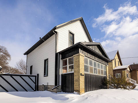 64 Lancaster Street W, Kitchener