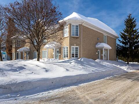 6109 Rue du Griffon, Les Rivières