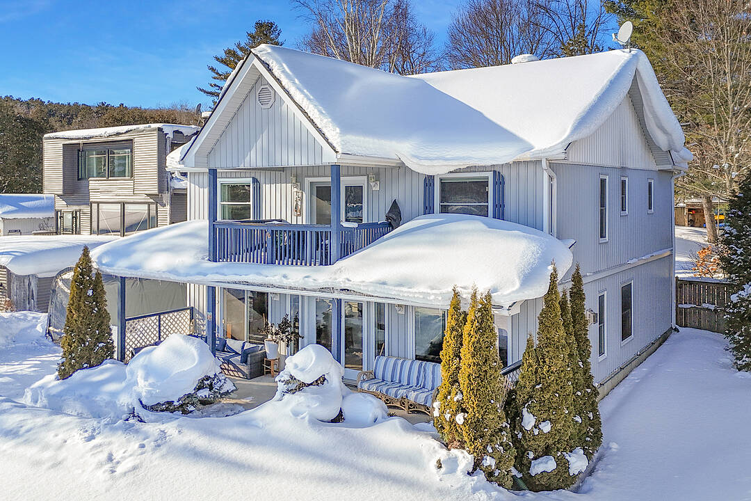 604 Champlain Road, Tiny, Ontario