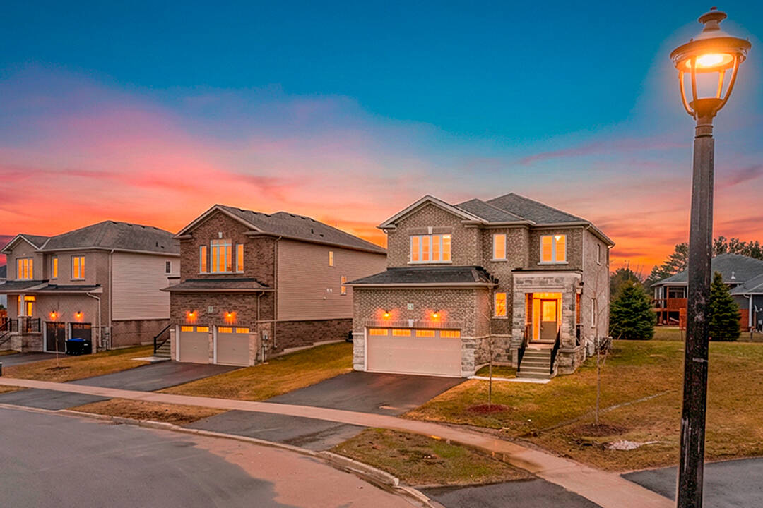 23 Autumn Drive, Wasaga Beach, Ontario