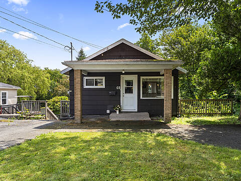 48 Adelaide Avenue, Fairview