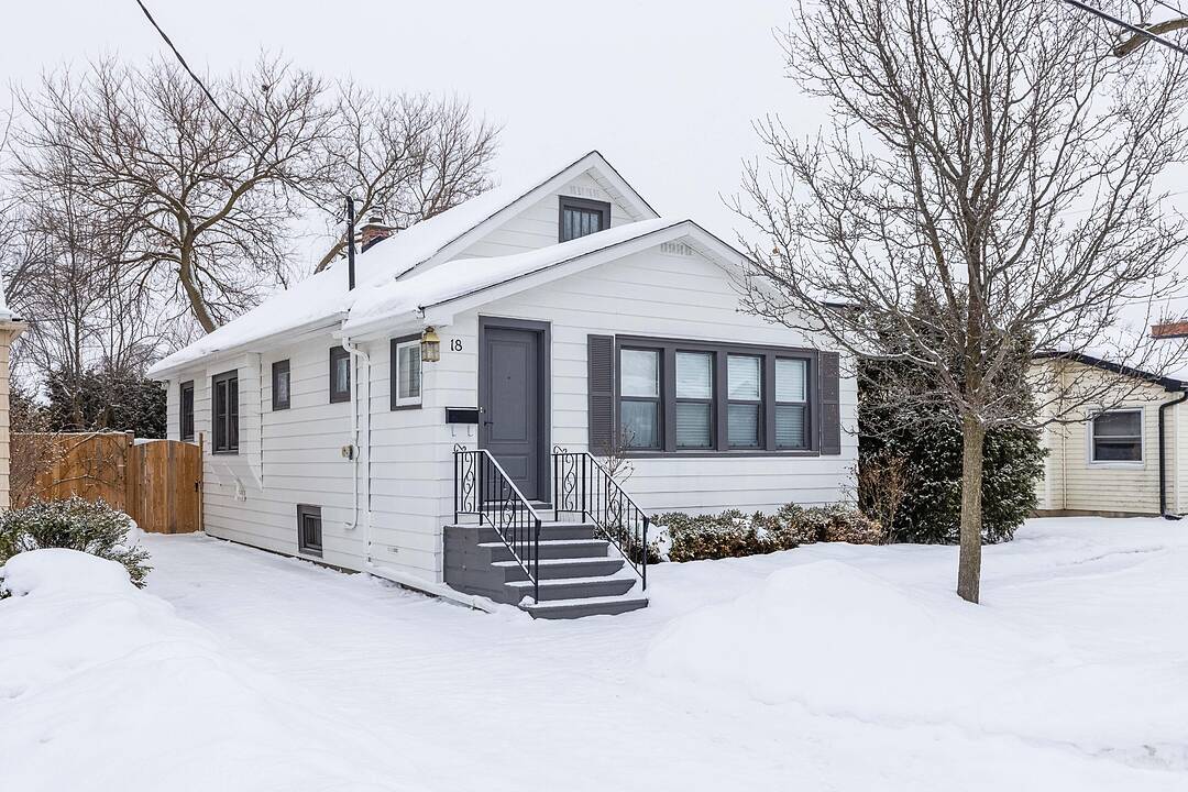 18 Dexter Street, St. Catharines, Ontario