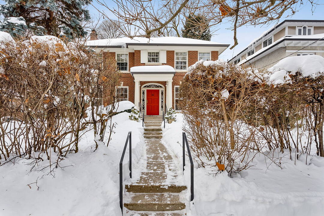 16 Rose Park Cres, Toronto, Ontario