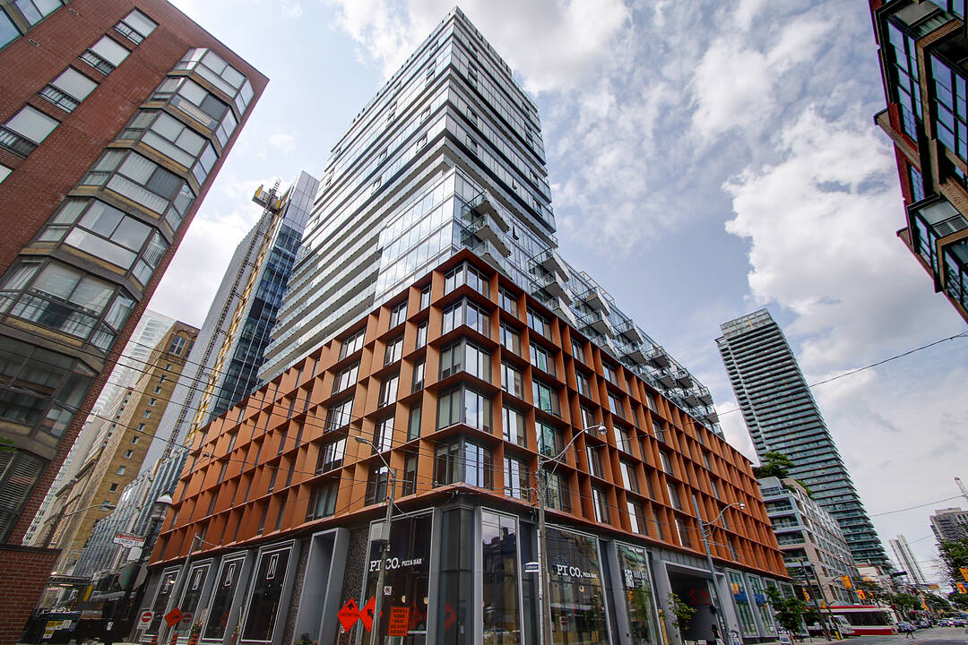 60 Colborne St #520, Toronto, Ontario