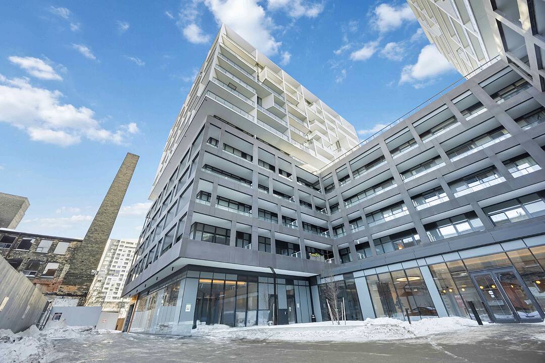 2088 James St #602, Burlington, Ontario