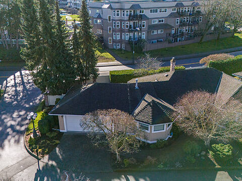 15121 19 Avenue #101, Surrey