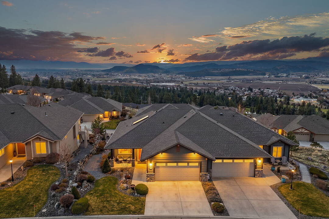 3656 Riviera Drive, Kelowna, British Columbia