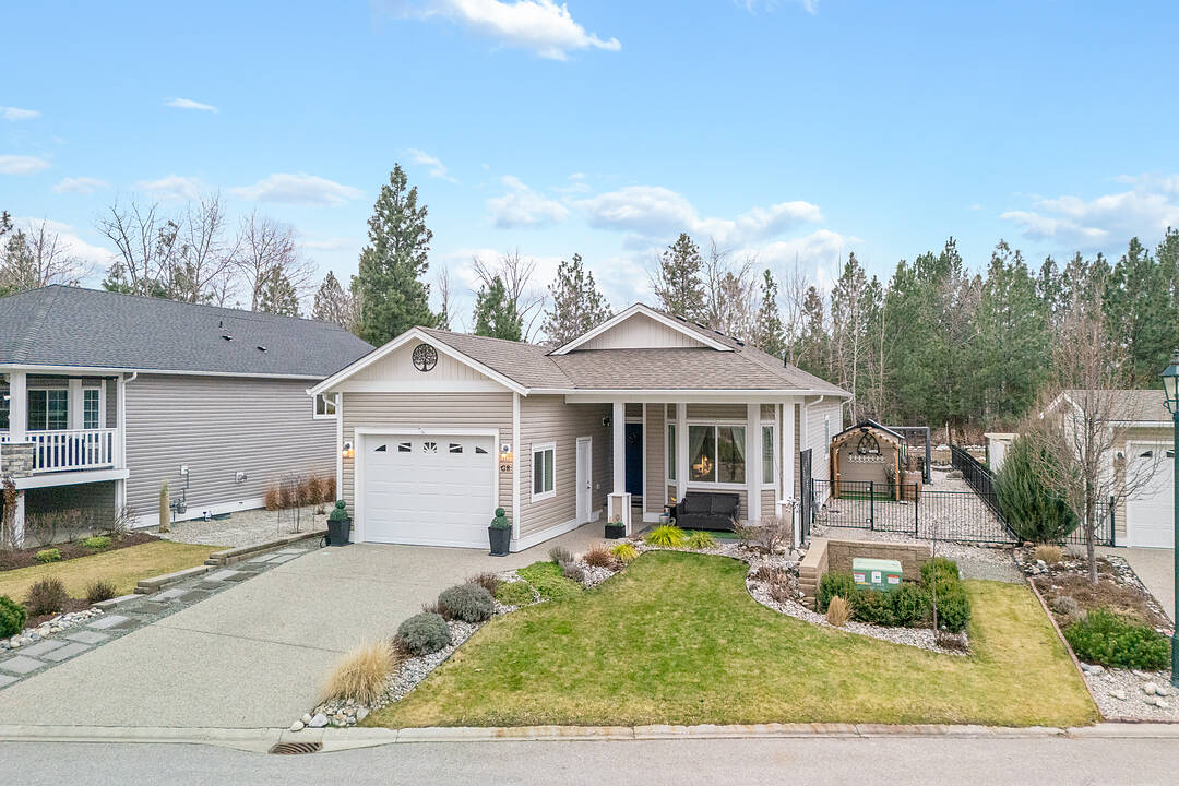 G8-4505 Mclean Creek Road, Okanagan Falls, British Columbia