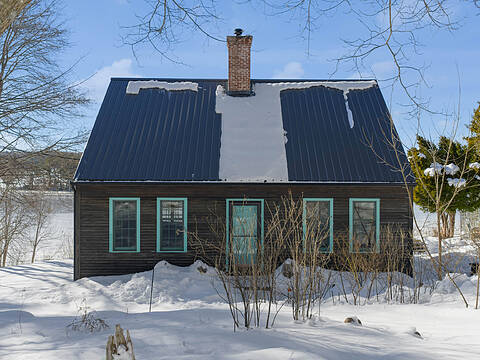 18 Whispering Pines, Dufferin